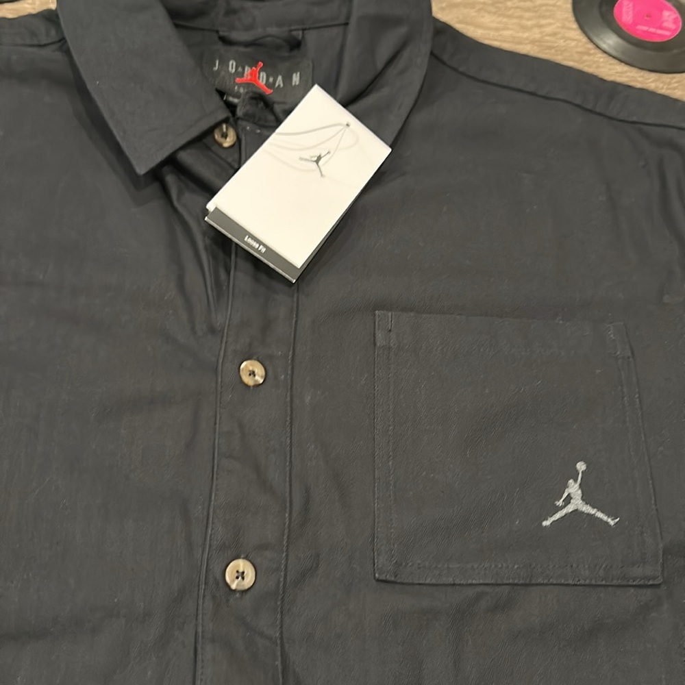 Jordan Heavyweight Button-Down Shirt - Picture 11 of 15